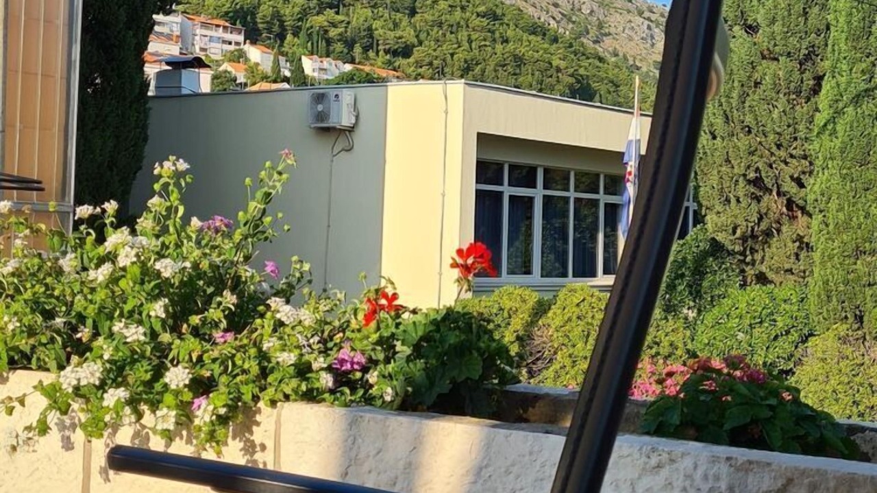 Photo of Patio Balcony in Pile