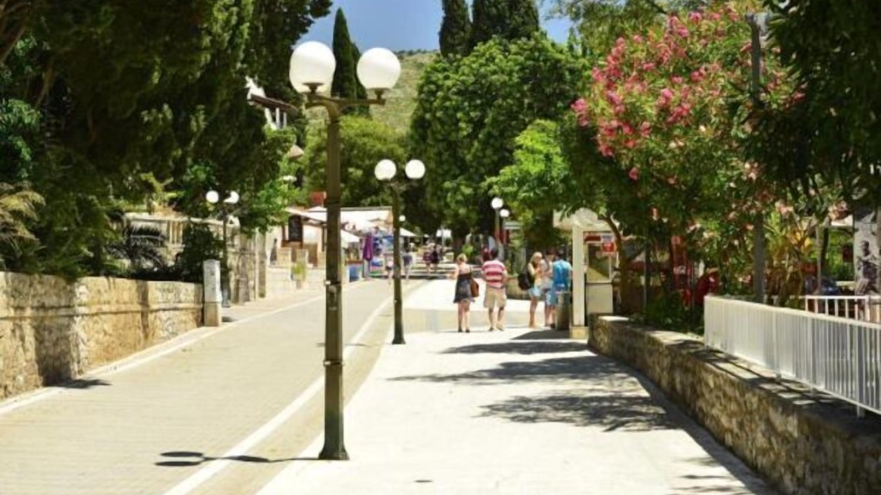 Photo of Others in Lapad