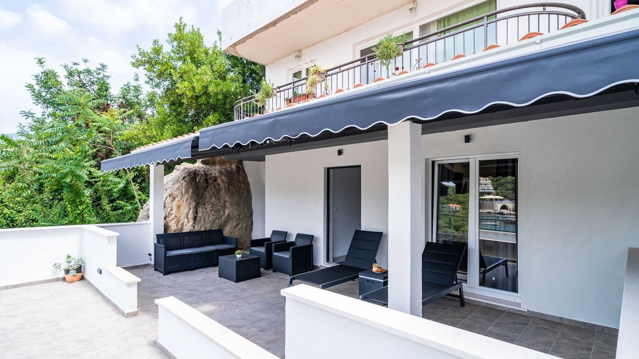 Photo of Outdoor in Molunat