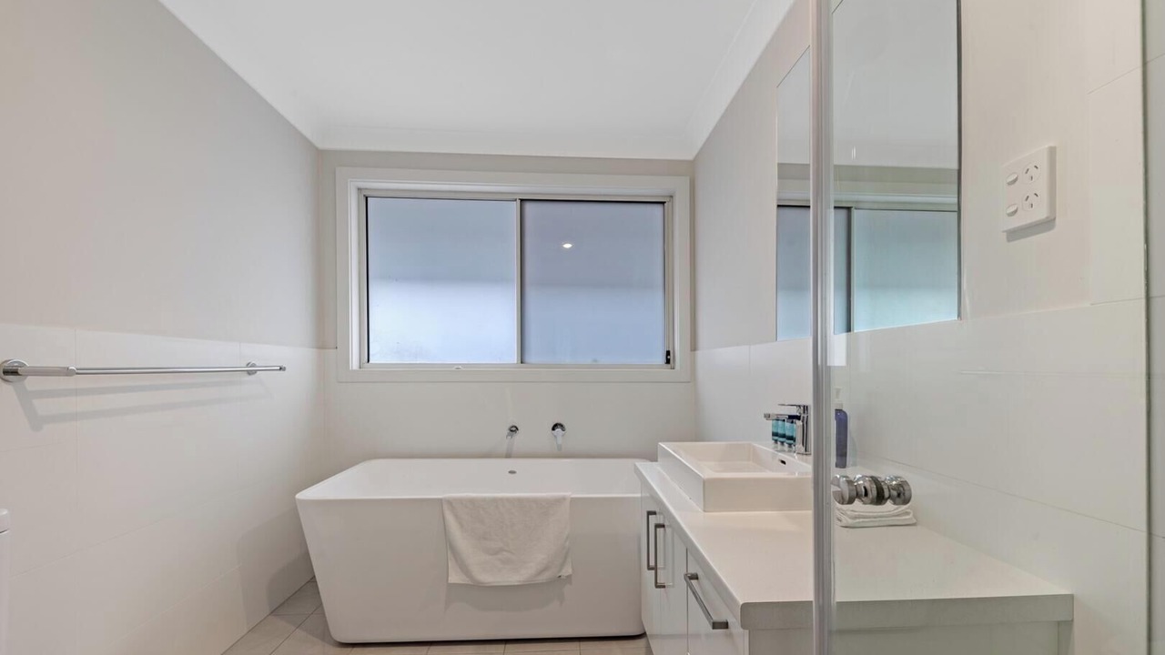 Photo of Bathroom in Austral