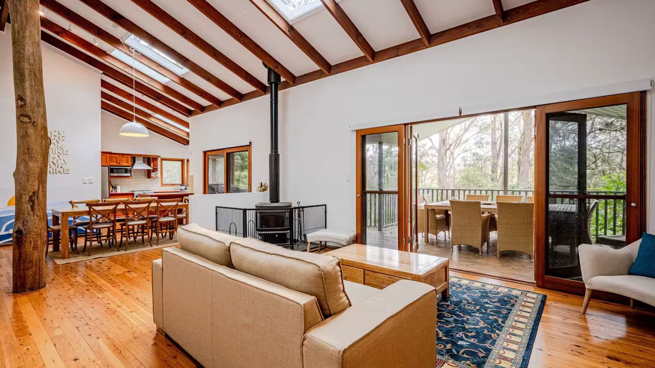 Photo of Livingroom in Macmasters Beach