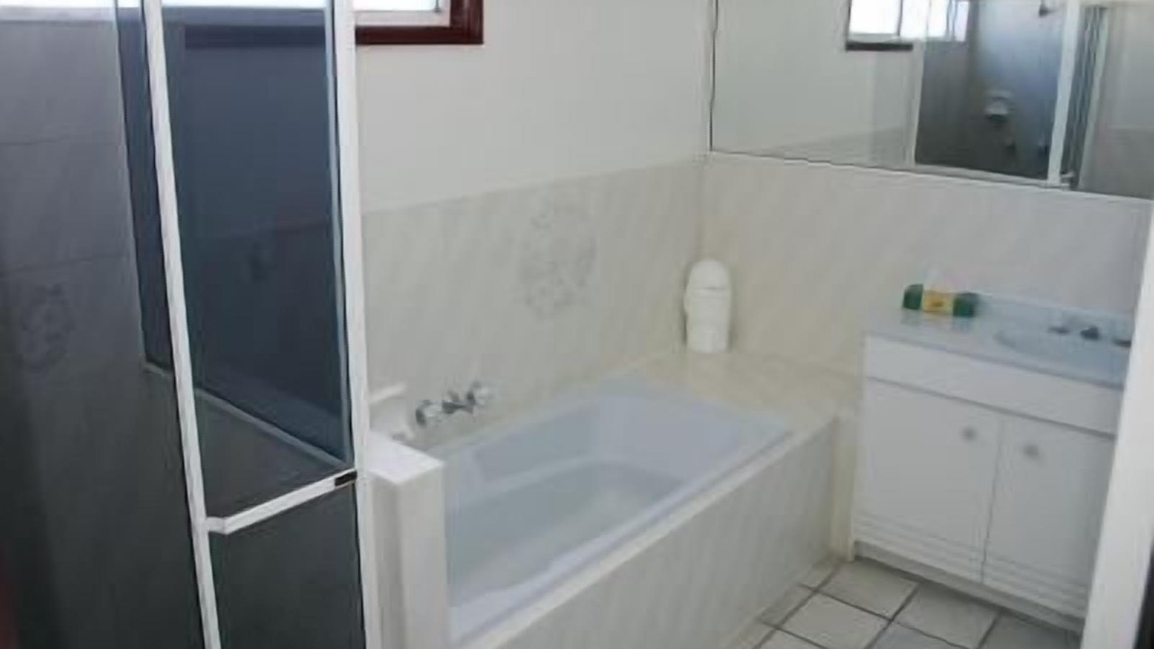 Photo of Bathroom in Eli Waters
