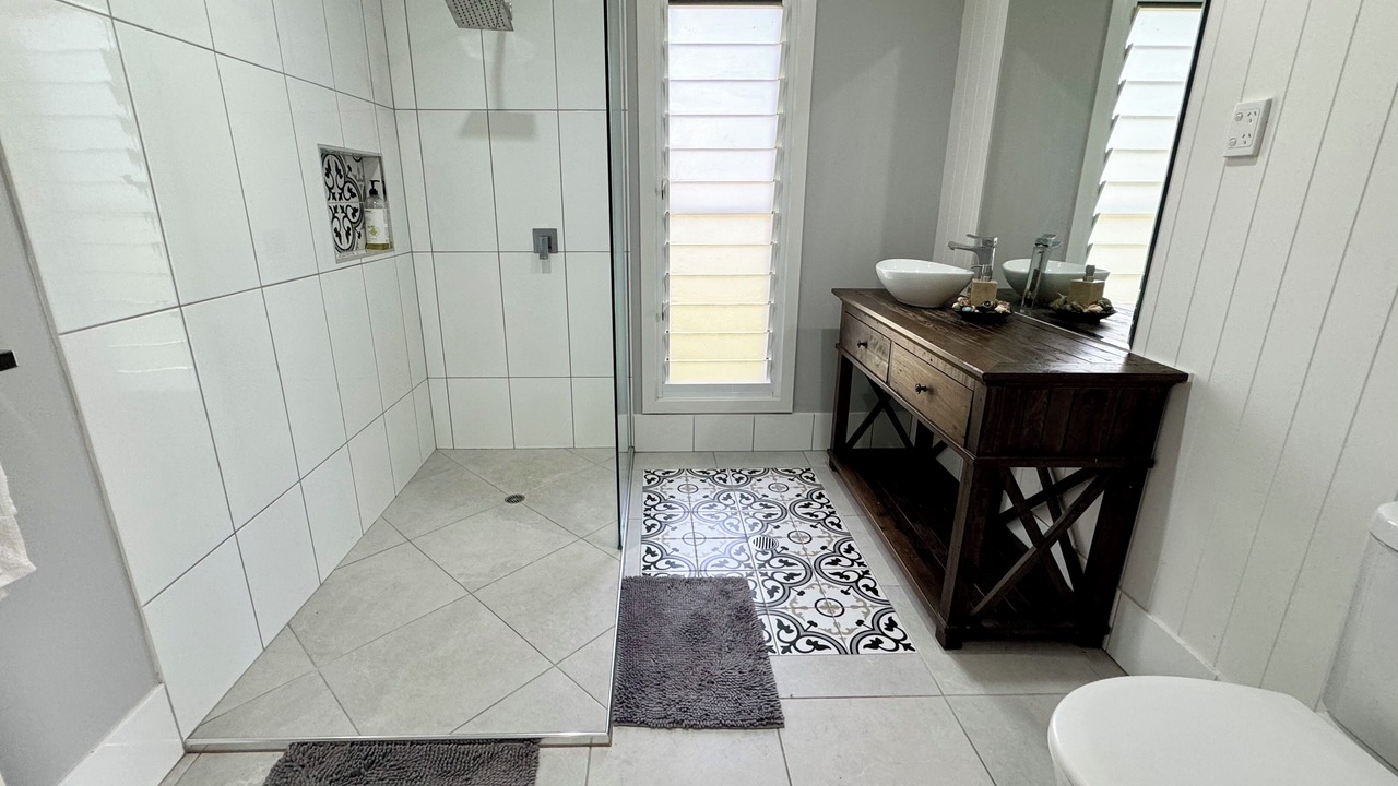 Photo of Bathroom in Cardwell