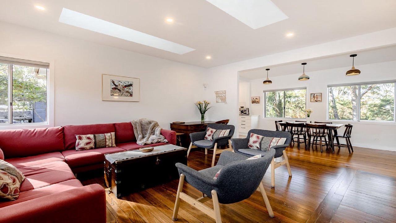 Photo of Livingroom in Macmasters Beach