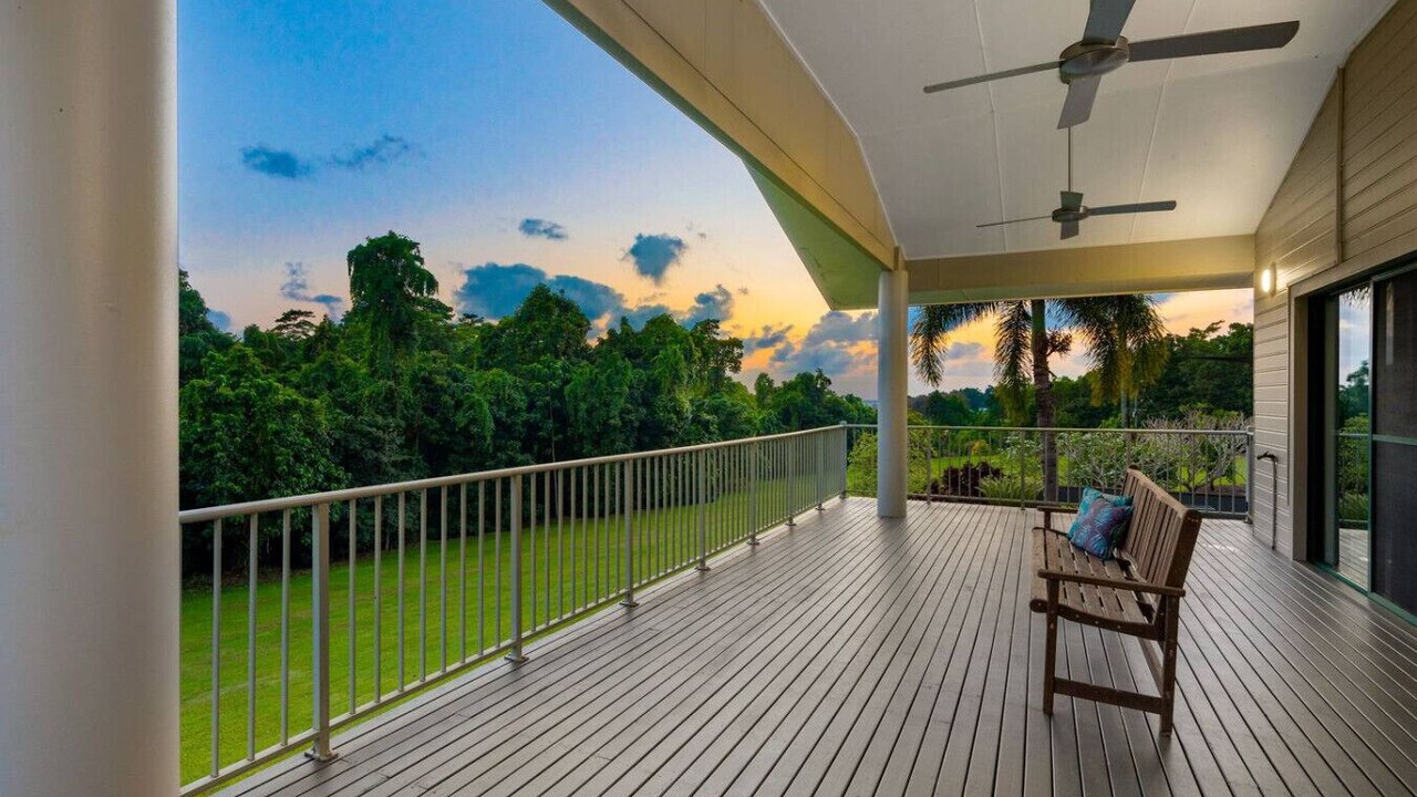 Photo of Patio Balcony in Mission Beach