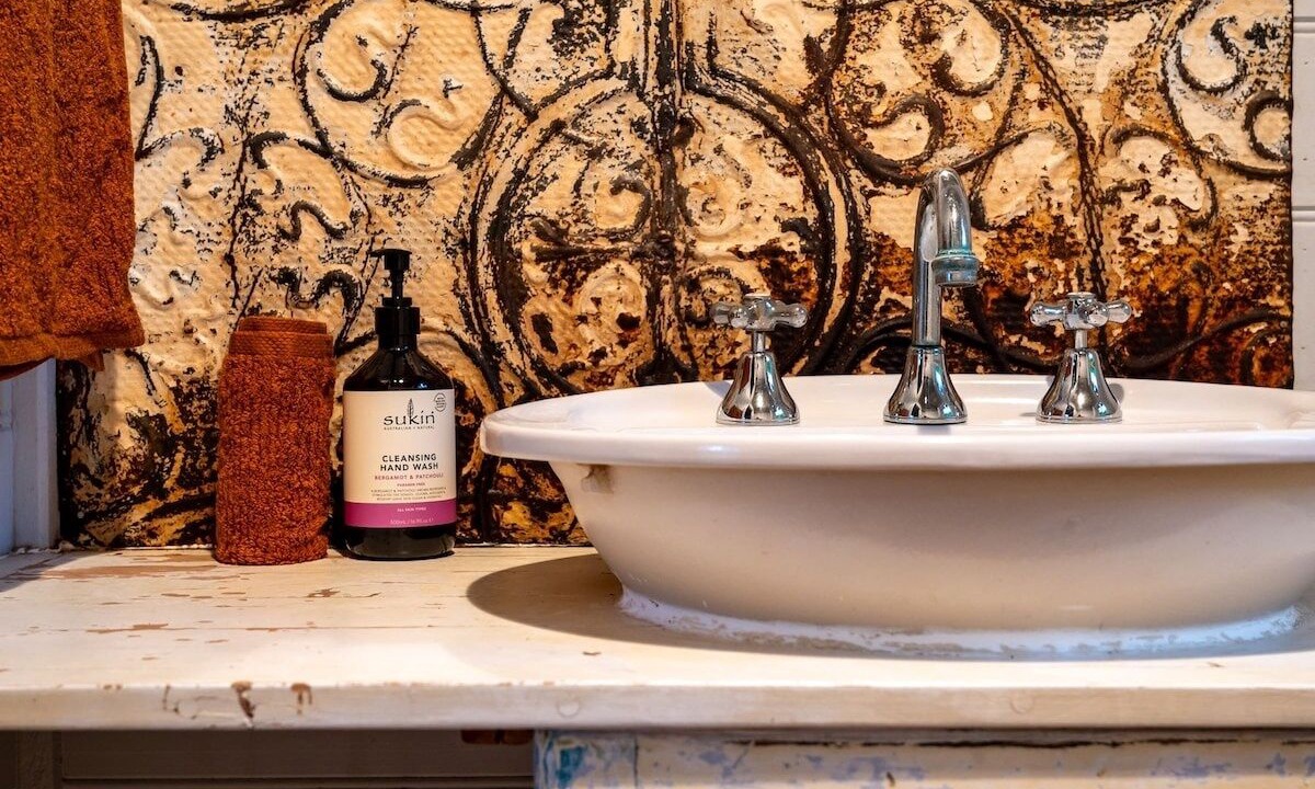 Photo of Bathroom in Leura