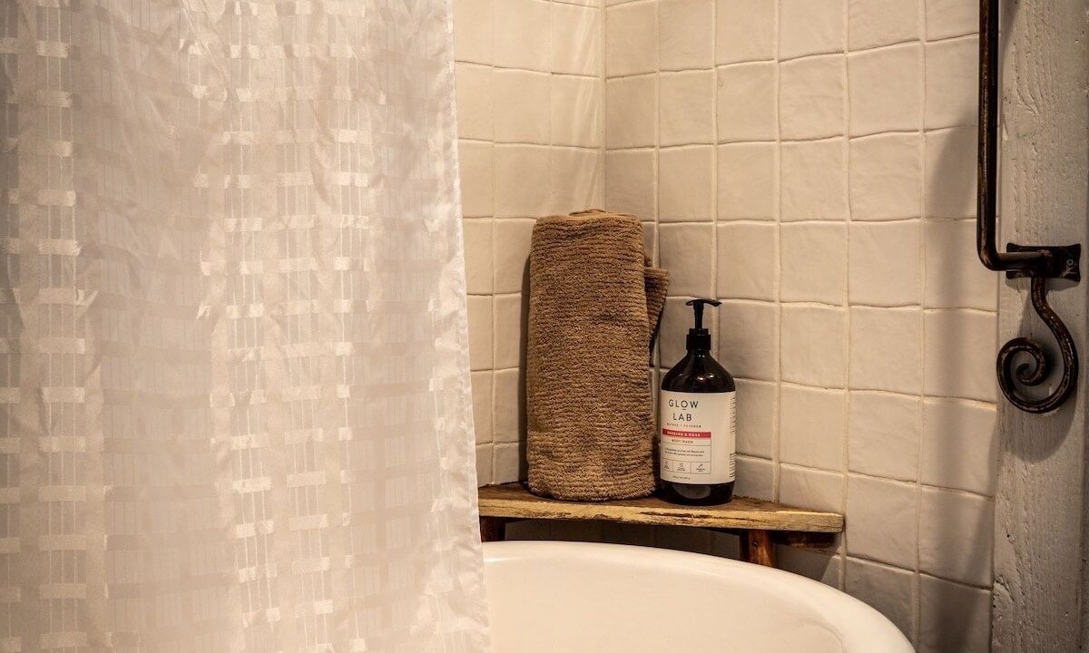 Photo of Bathroom in Leura