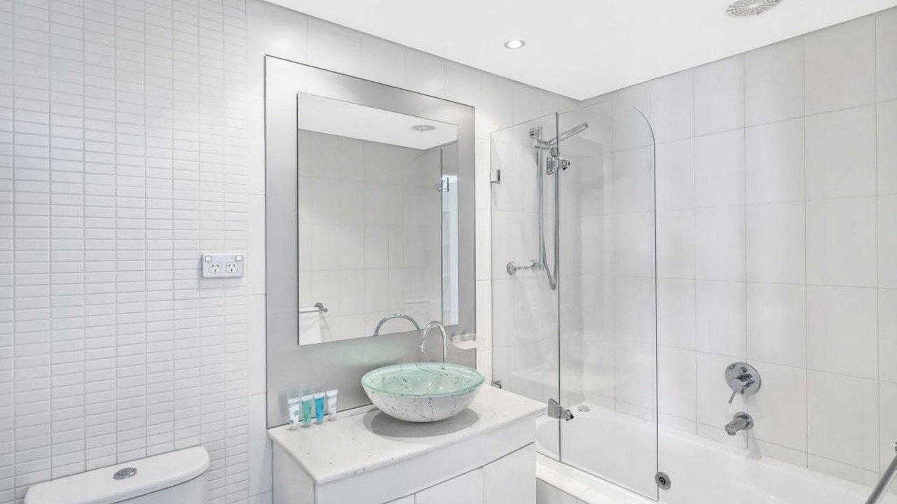 Photo of Bathroom in The Entrance