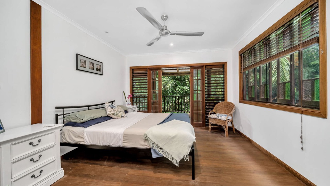 Photo of Bedroom in Midgeree Bar
