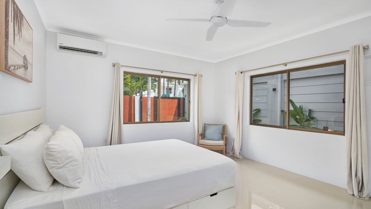 Photo of Bedroom in Palm Cove