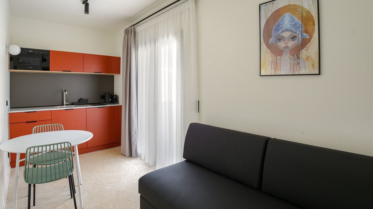 Photo of Livingroom in Psirri
