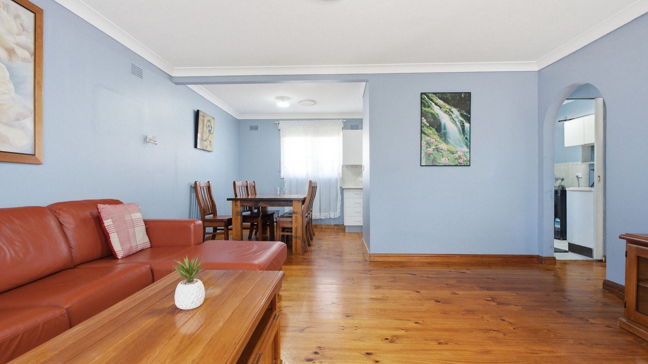 Photo of Livingroom in Hebersham