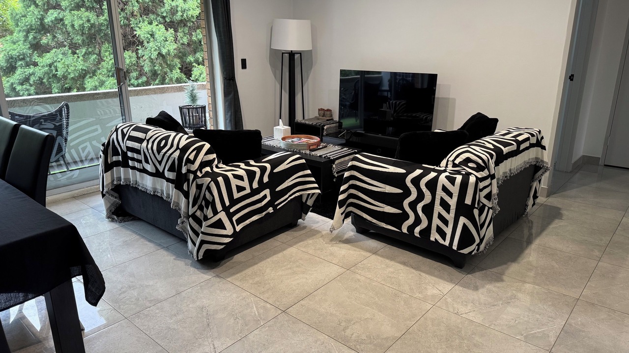 Photo of Livingroom in Brighton-le-Sands