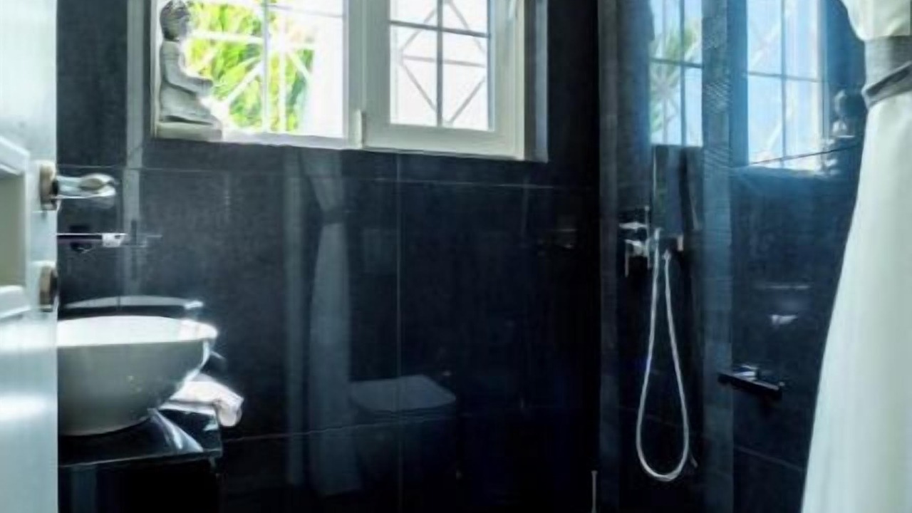 Photo of Bathroom in Vouliagmeni
