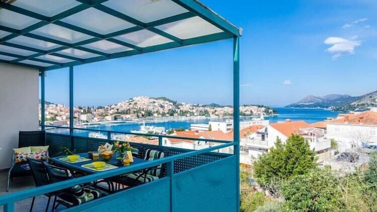 Photo of Patio Balcony in Gruz
