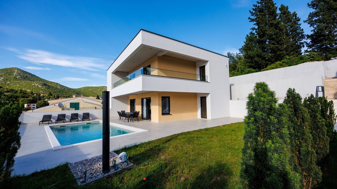 Photo of Outdoor in Ploce