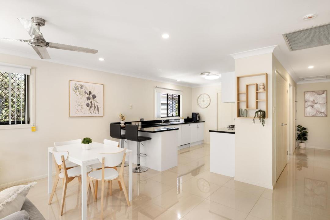Photo of Others in Sunnybank