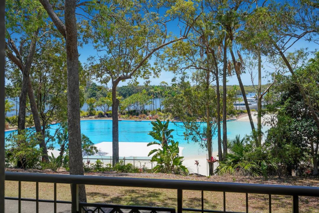 Photo of Others in Sanctuary Cove