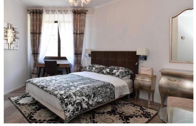 Photo of Bedroom in La Rousse