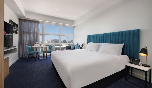 Deluxe Room with Gabba View