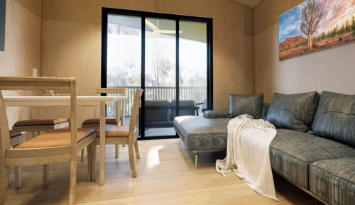 Superior 2 Bedroom Cabin - Sleeps 6