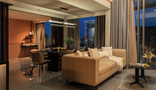 Basic Apartment, Balcony, City View
