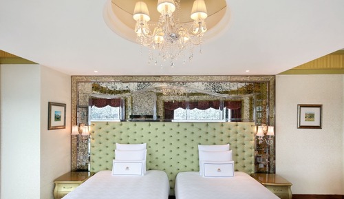 Grand Deluxe Twin, Free Minibar, City View