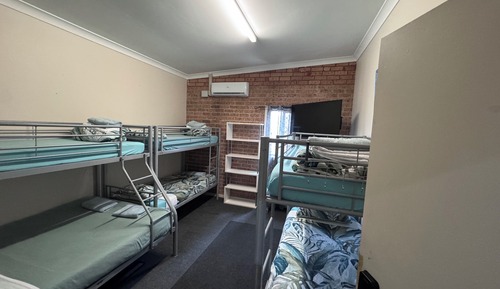 Family Single Room, Multiple Beds