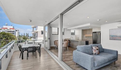 Three Bedroom Apartment - Dual Key
