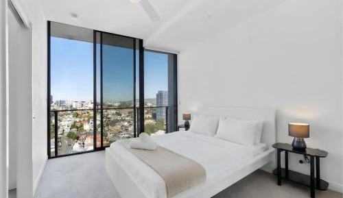 Three-Bedroom Premium Apartment with Balcony