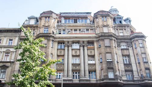 Four-Bedroom Standard Apartment
