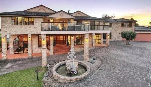 Six-Bedroom House