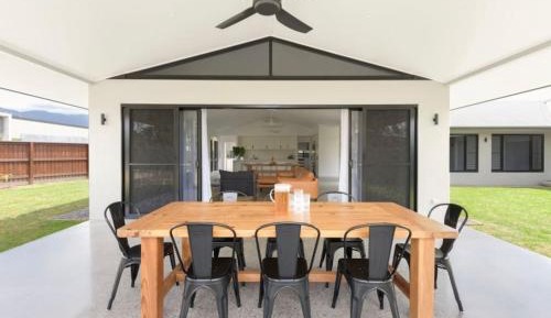 Three-Bedroom Vacation Home 