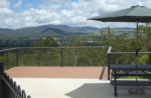 Atherton Hotel | The Summit Rainforest Retreat