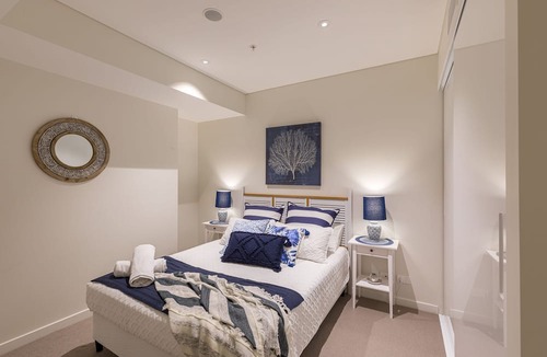Brisbane Central Business District Apartment | Hamptons Retreat on Level 77 Skytower