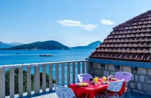 Sudurad Apartment | Apartment Tonka's Terrace