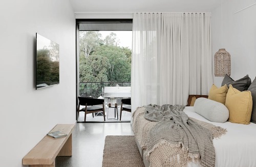 Eumundi Hotel | Imperial Boutique Accommodation