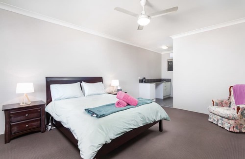 Kurrajong Heights Hotel | Archibald Hotel