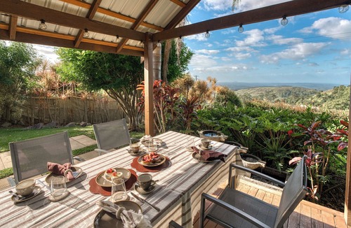 Maleny Hotel | Maleny Terrace Cottages