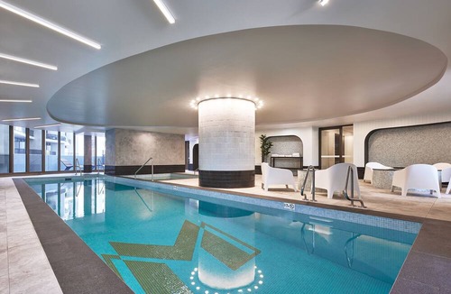 Parramatta Hotel | Meriton Suites George Street, Parramatta