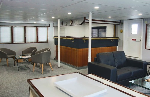 Cairns Central Business District Boat Rental | Boatel Cairns