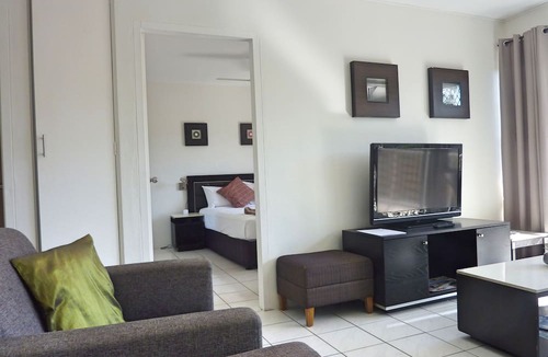 Labrador Hotel | Jadran Motel & El Jays Holiday Lodge