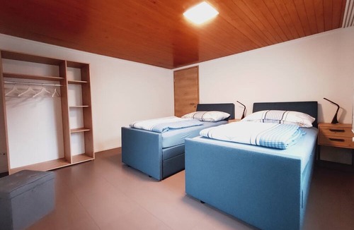 Melchtal Apartment | 3.5 room holiday flat with balcony and roof terrace
