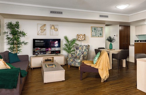 Brisbane Central Business District Apartment | Oasis Retreat Level 27 in Casino Towers