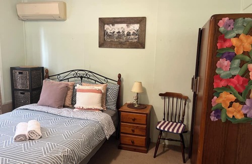 Caloundra House | XYL guests house