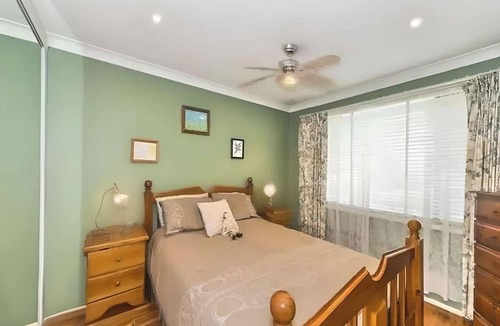 Kingswood Villa | Cheerful 4 Bedroom with free Parking