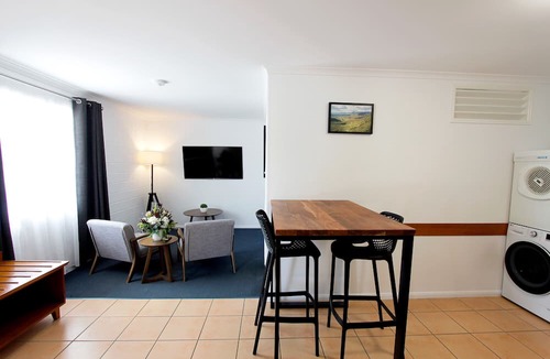 Mount Pleasant Hotel | Windmill Motel and Events Centre