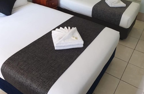 Bowen Town Center Hotel | Original North Australian