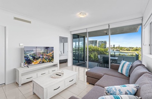 Biggera Waters Apartment | Harbour Quays Apartments