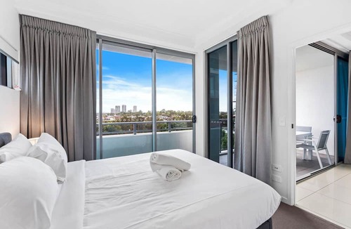 Biggera Waters Apartment | Harbour Quays Apartments